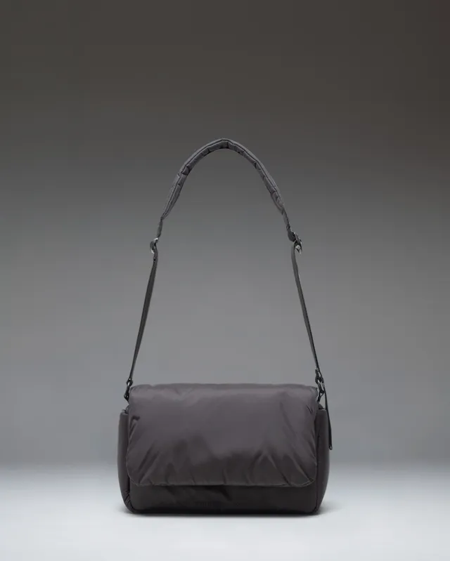 herschel-supply-cloudform-crossbody image 1