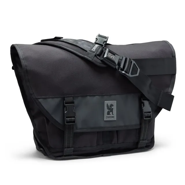 chrome-industries-citizen-15l-messenger-compact-messenger-bag-with-laptop-sleeve image 1