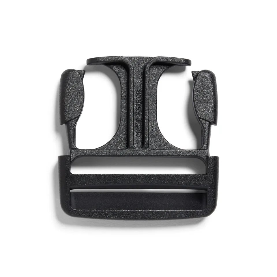 chrome-industries-2-dual-adjust-male-buckle-replacement image 1