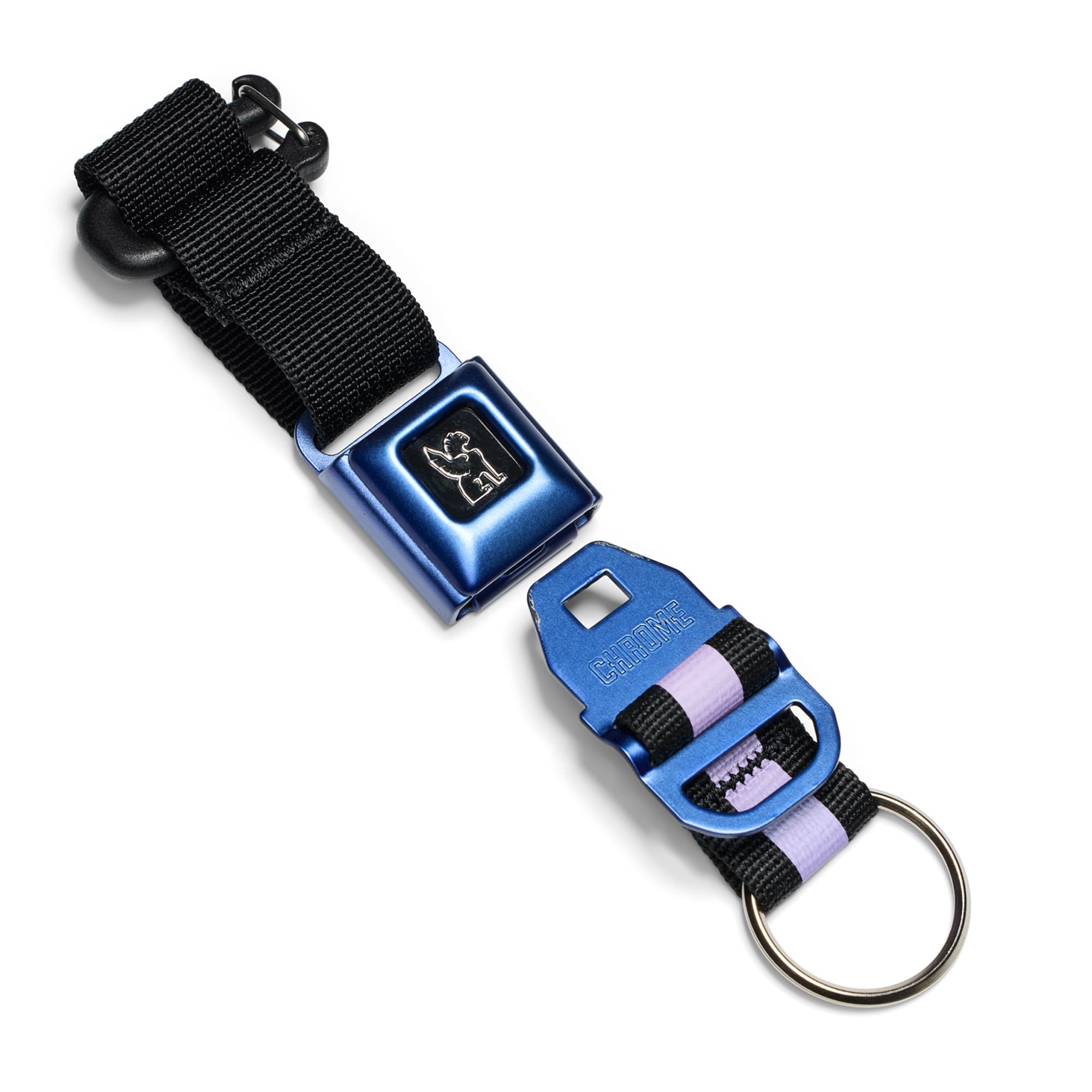 chrome-industries-mini-buckle-keychain-iconic-seatbelt-buckle-keychain image 5