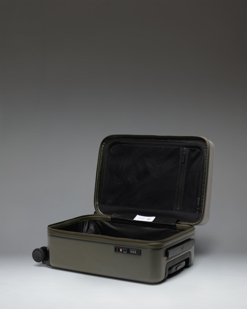 herschel-heritage-hardshell-carry-on-luggage image 6