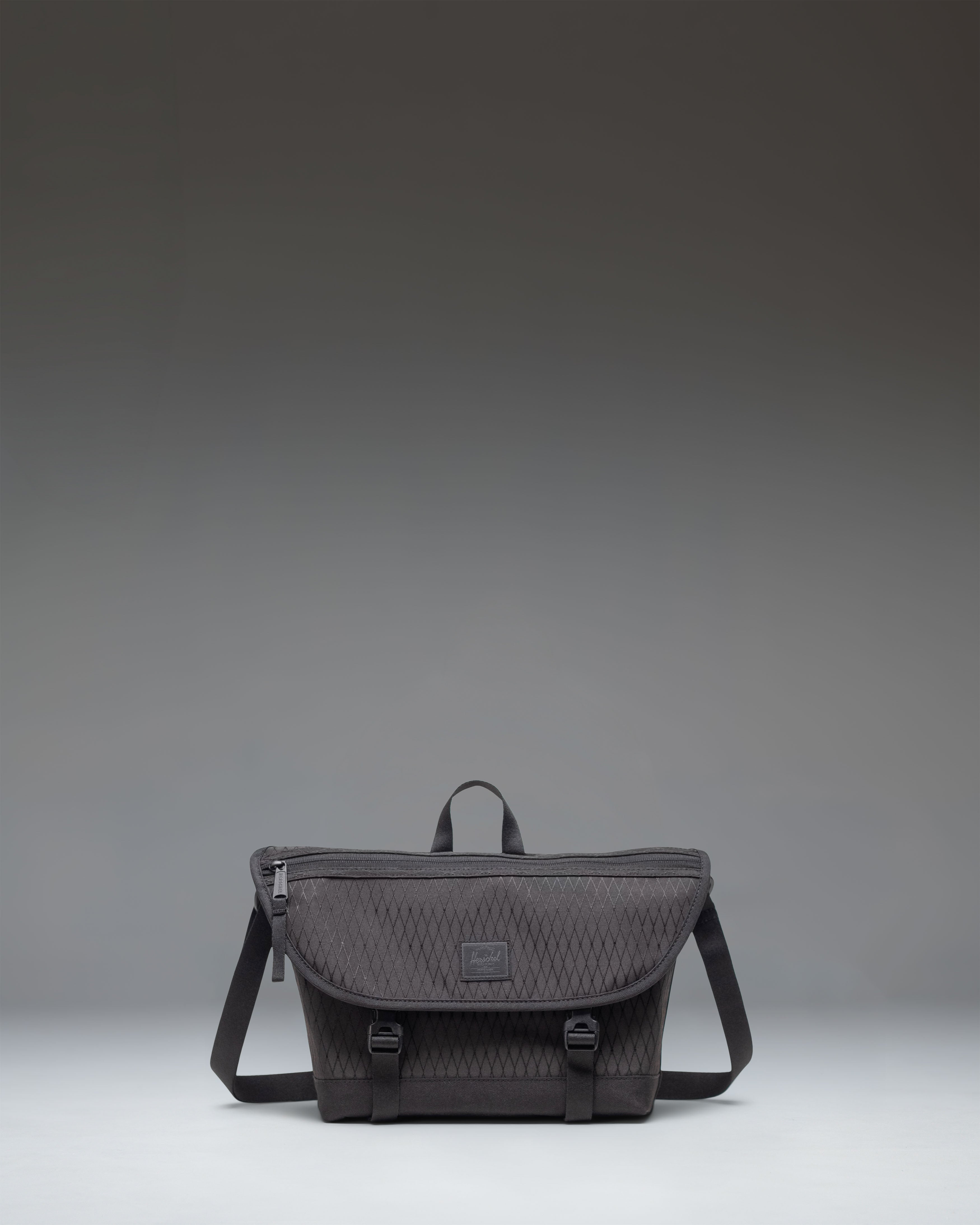 herschel-supply-cove-messenger-small image 8