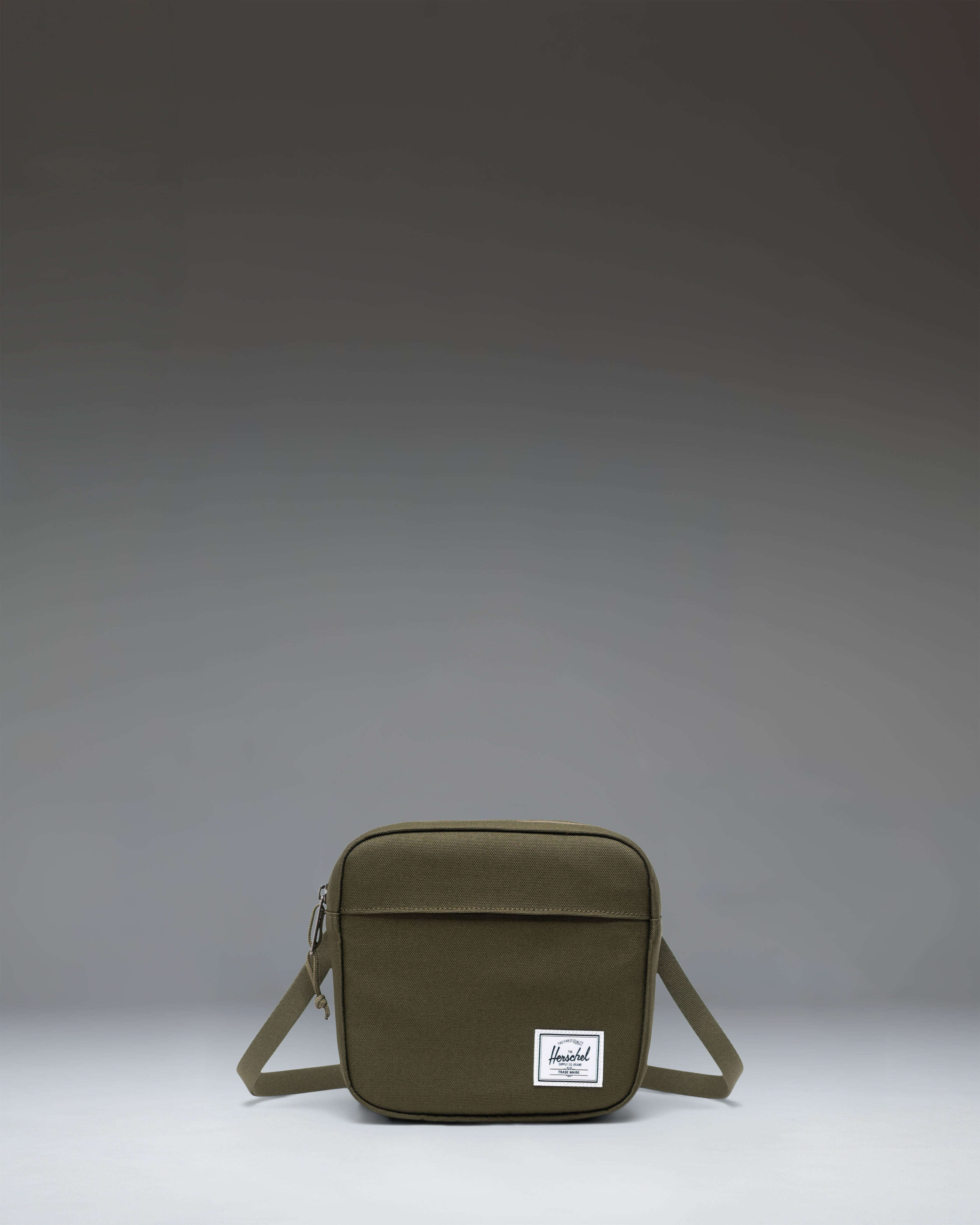 herschel-supply-classic-crossbody-bag-compact-and-versatile image 5