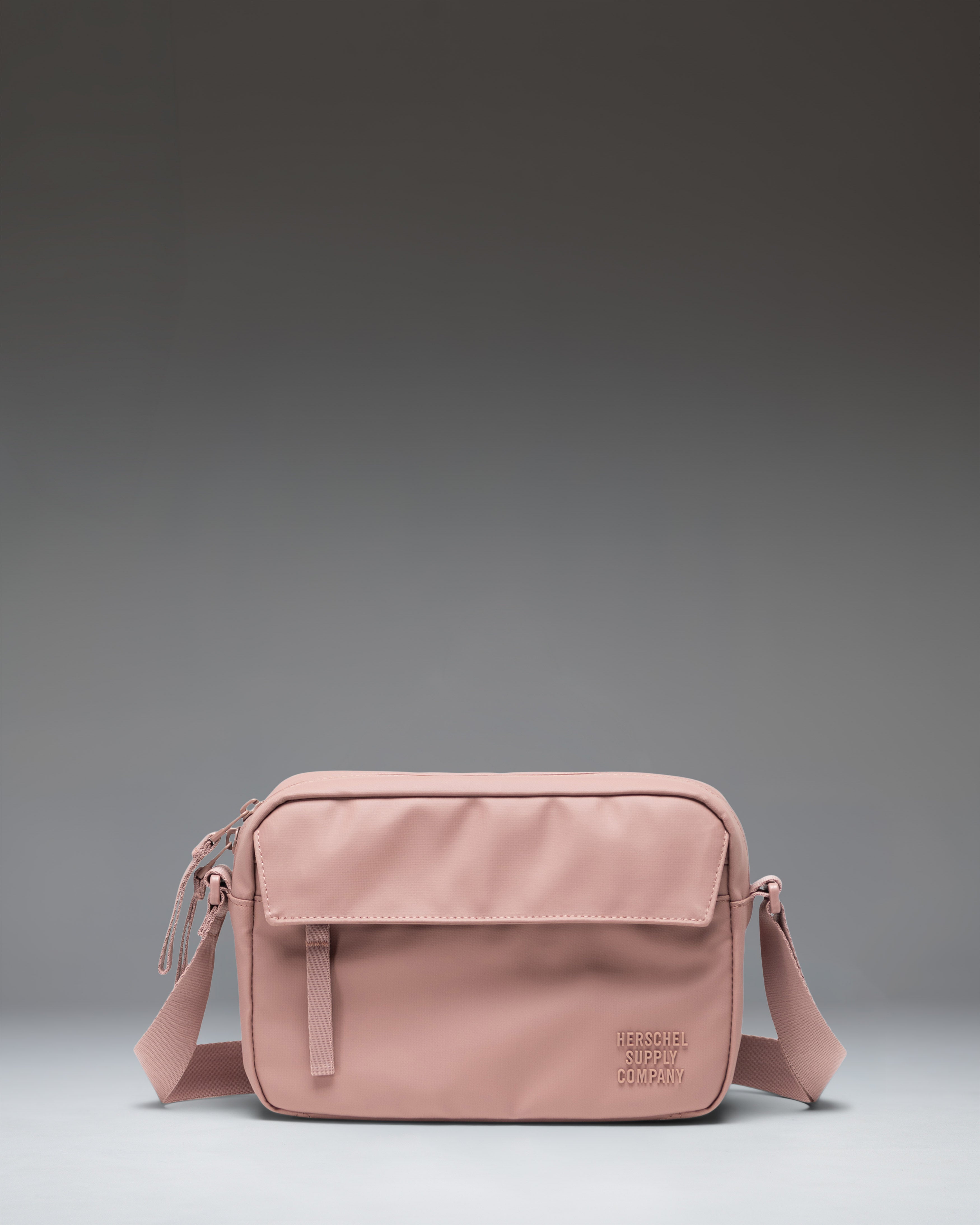 herschel-supply-alberni-crossbody-weather-resistant-bag image 2