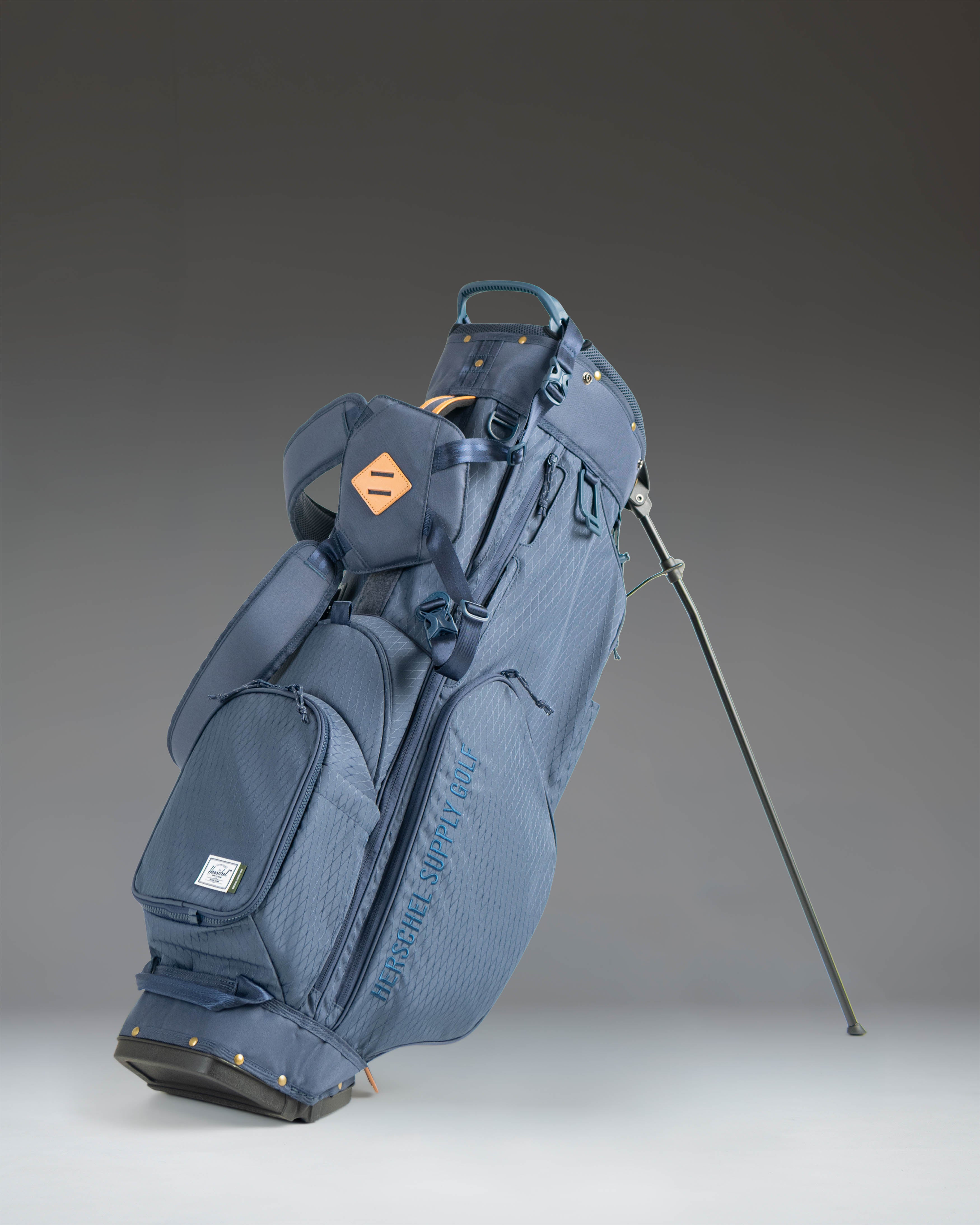 herschel-supply-watt-stand-golf-bag image 2