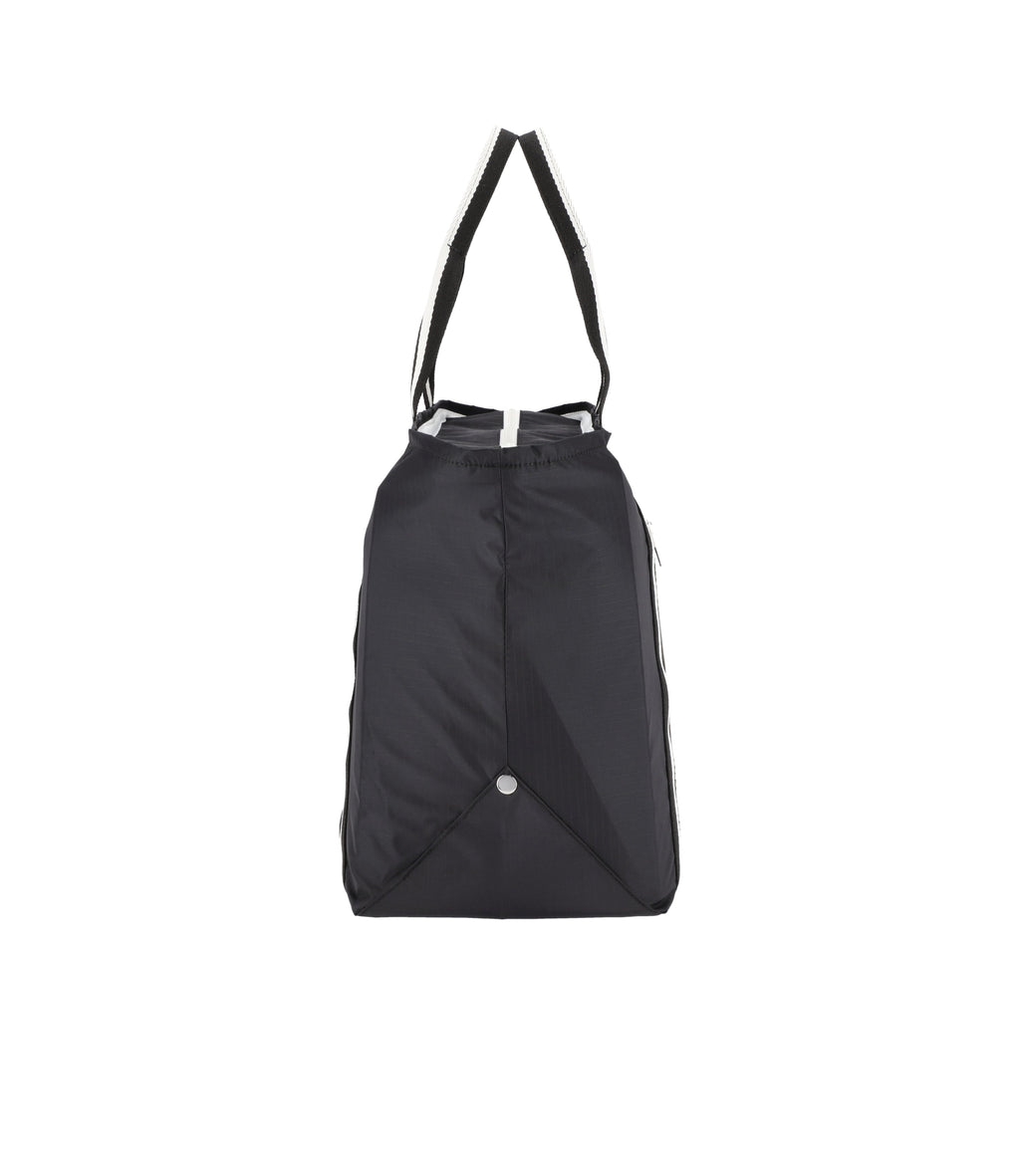 lesportsac-east-west-everyday-tote-spectator-black-recycled-travel-tote-with-lug image 4