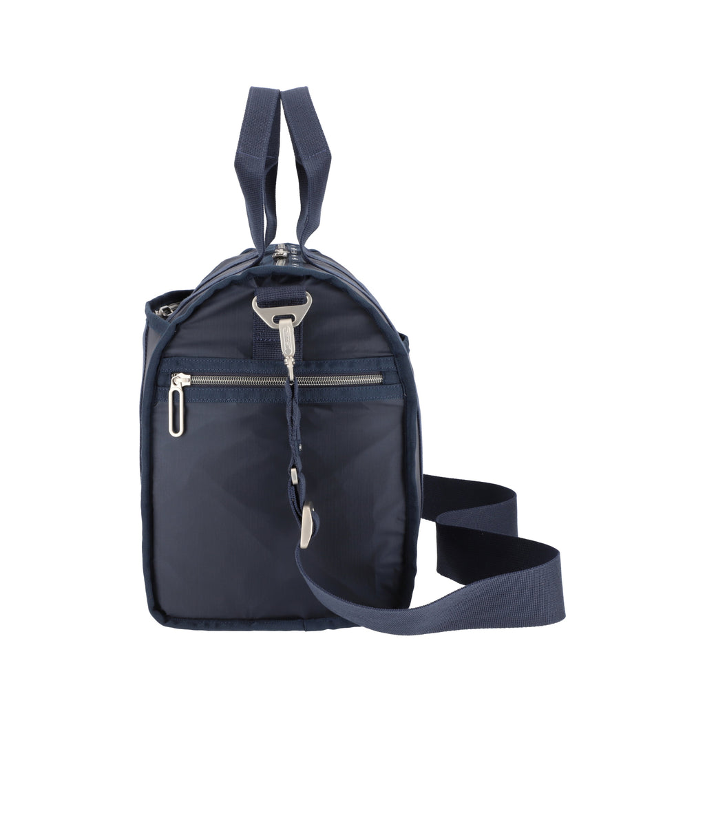 lesportsac-essential-medium-duffle-dark-blue-lightweight-travel-duffel-with-lugg image 3
