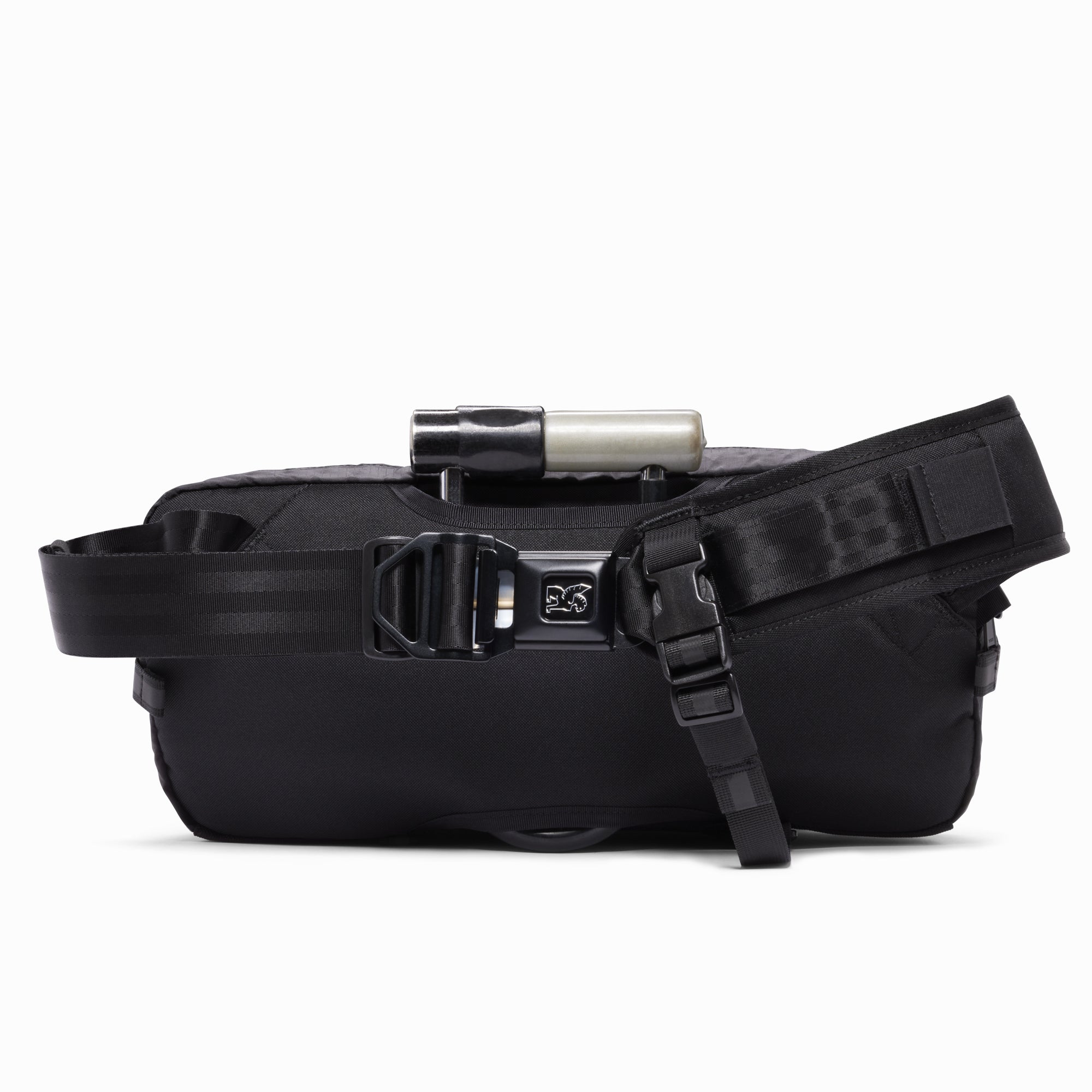 chrome-industries-kadet-9l-sling-bag-crossbody-commuter-sling-with-seatbelt-buck image 6