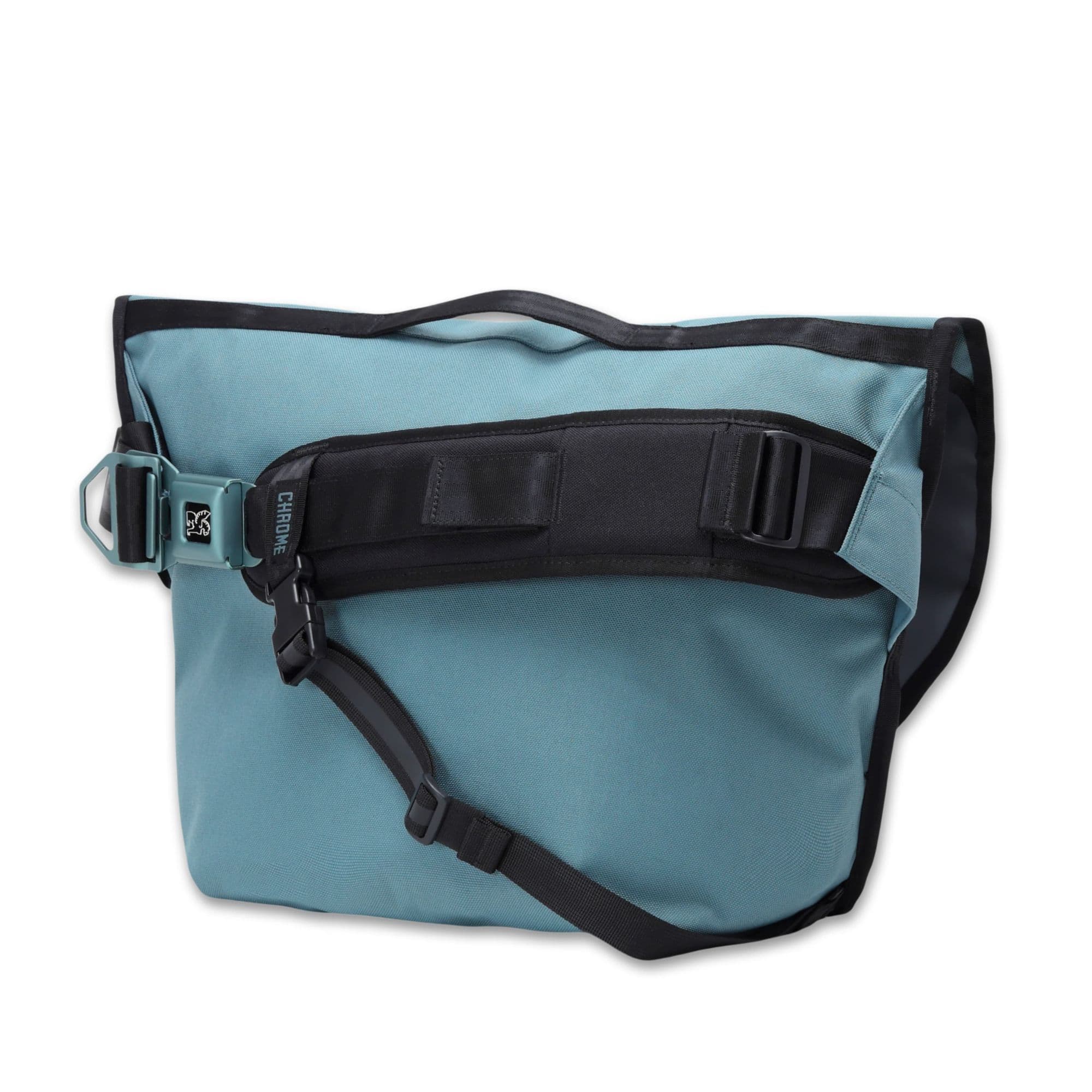 chrome-industries-citizen-15l-messenger-compact-messenger-bag-with-laptop-sleeve image 8