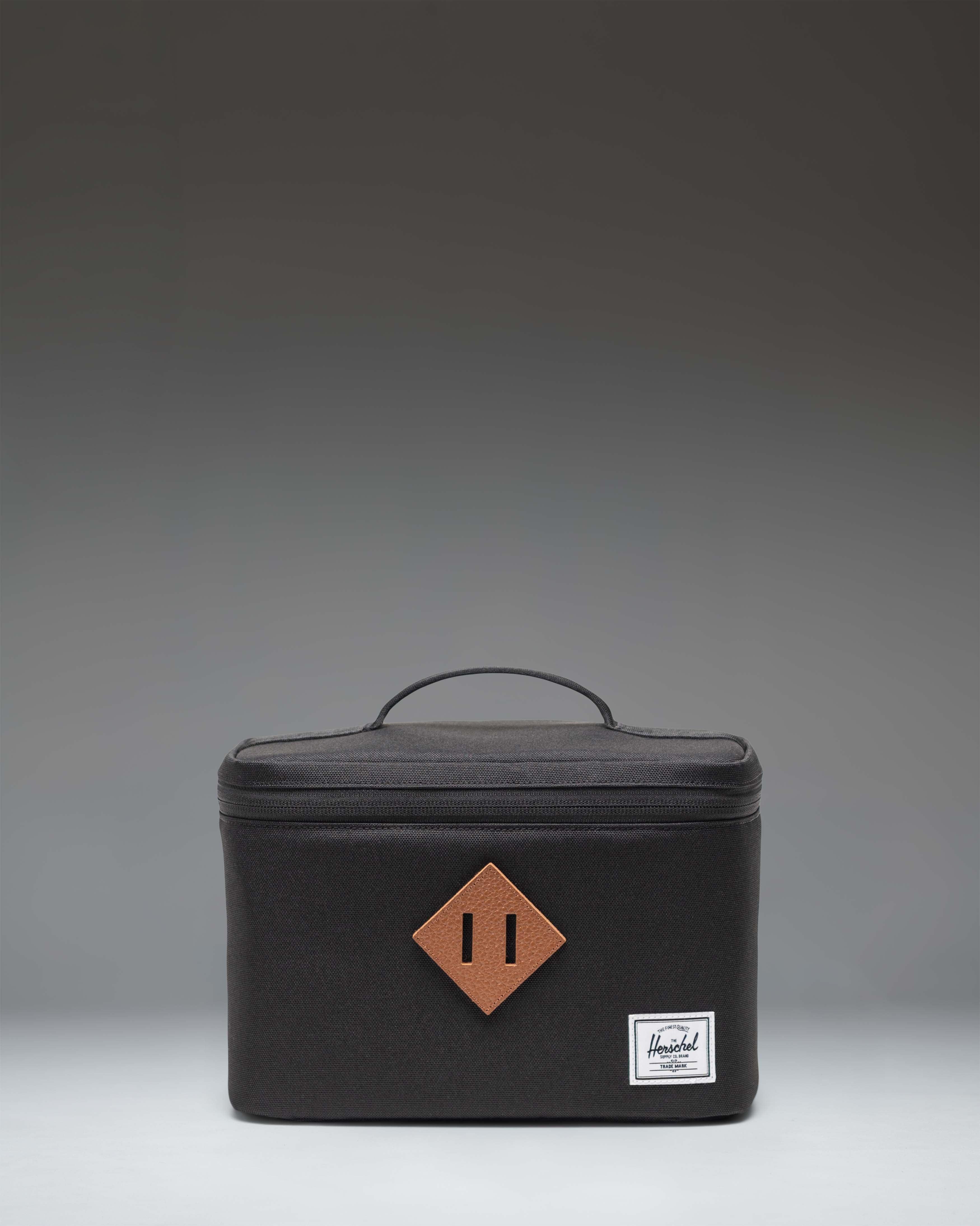 herschel-supply-heritage-lunch-box image 1