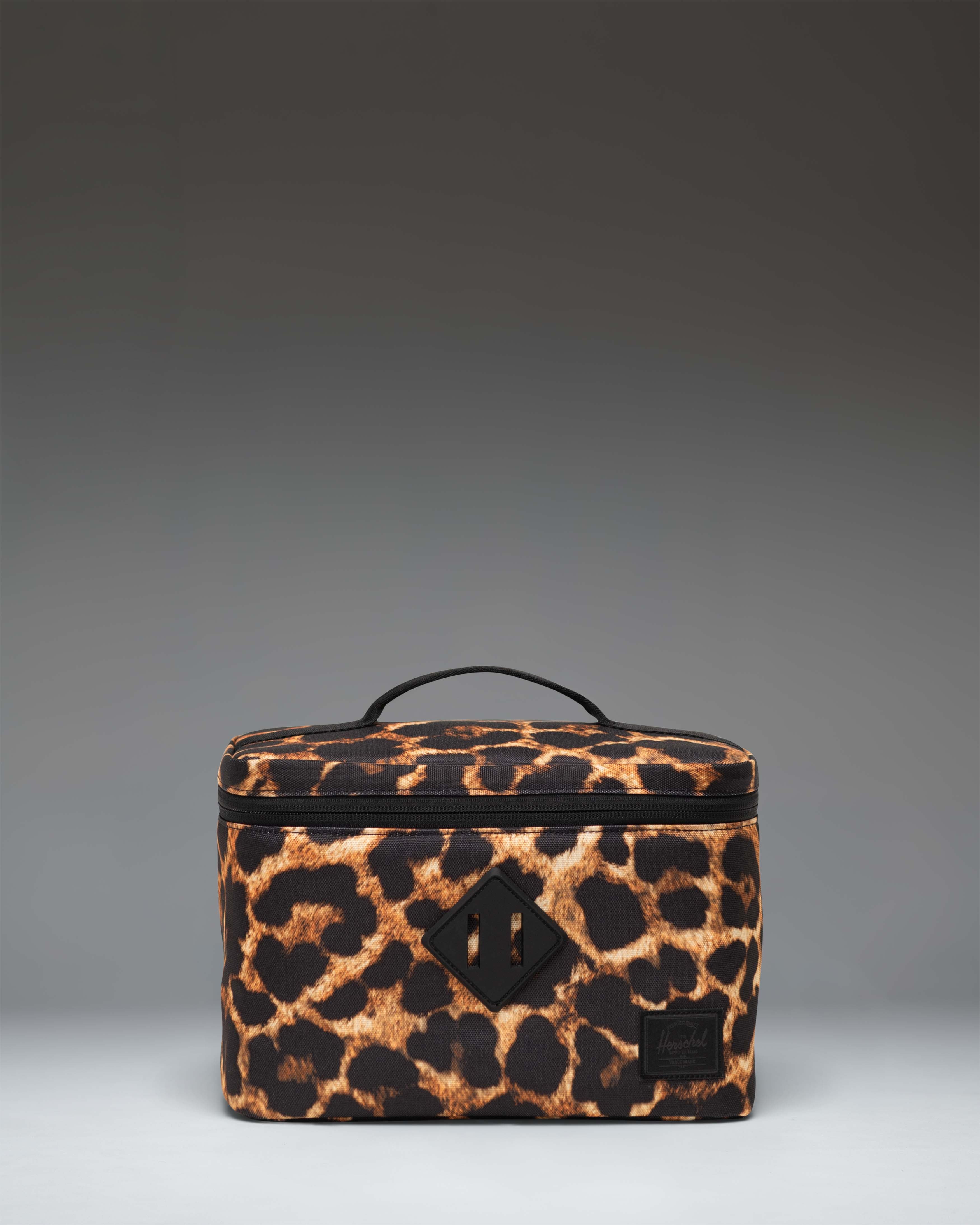 herschel-supply-heritage-lunch-box image 6