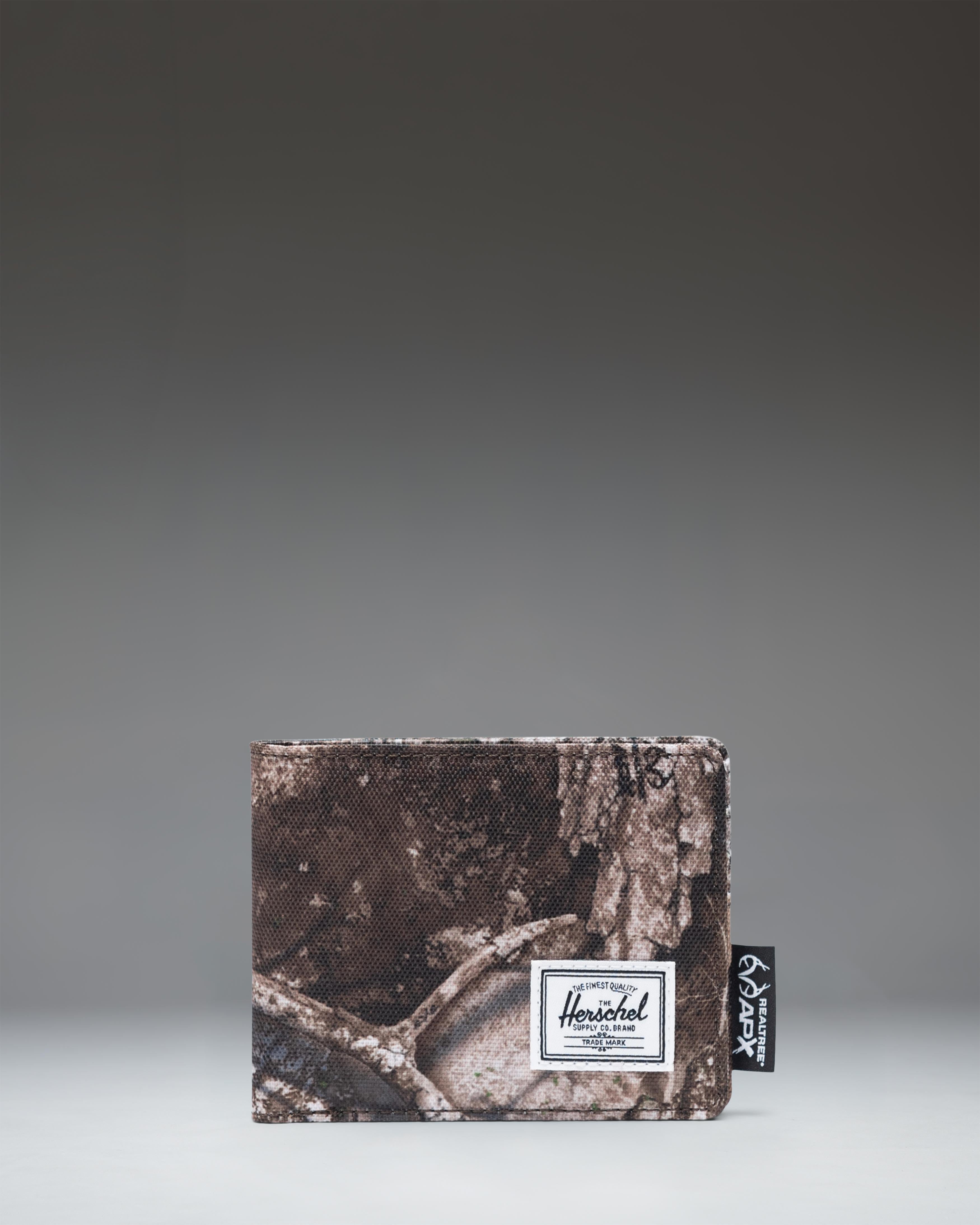 herschel-supply-realtree-roy-wallet image 1