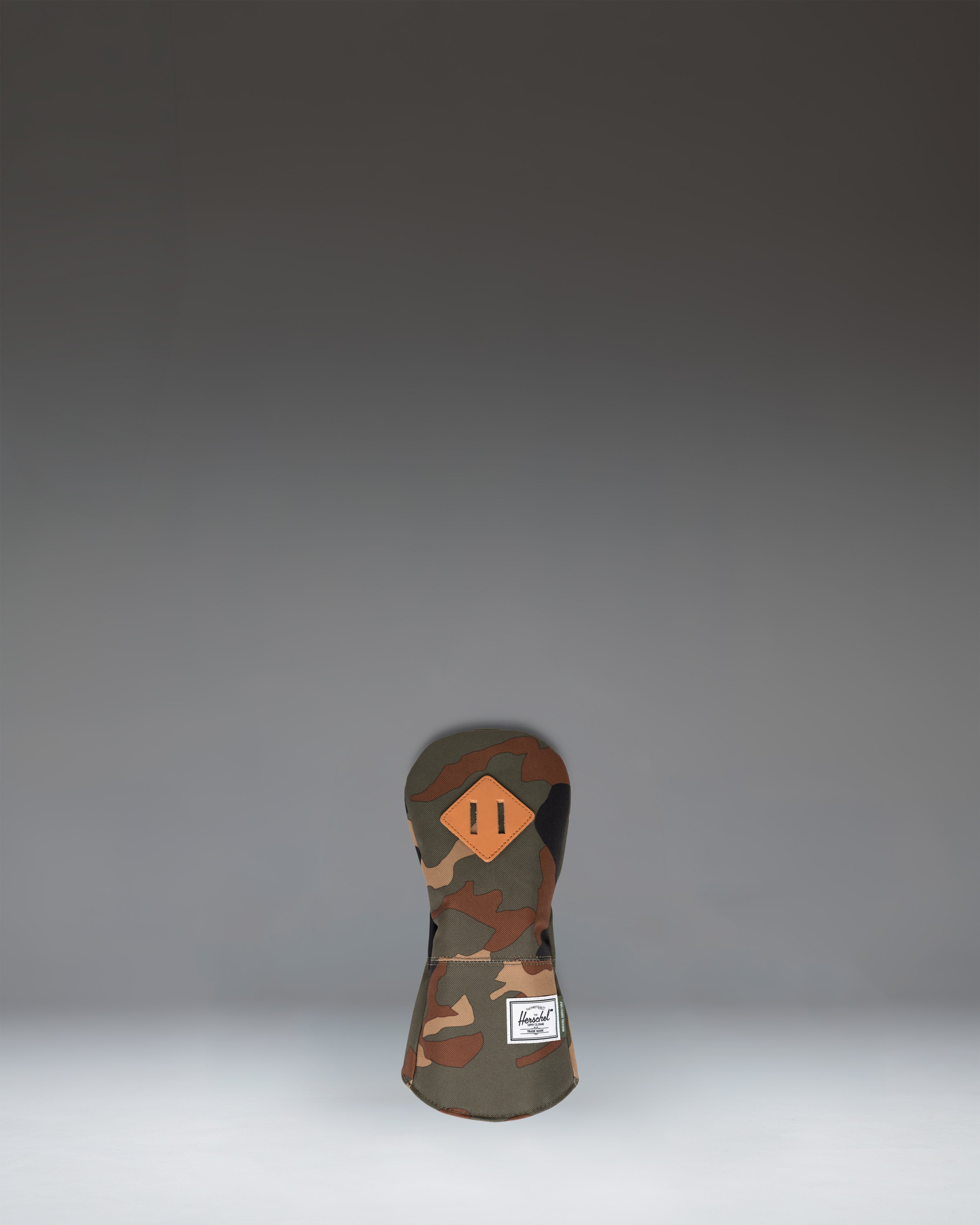 herschel-supply-heritage-fairway-wood-head-cover image 2