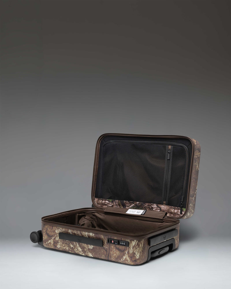 herschel-supply-heritage-large-co-luggage-with-realtree-apx-camo image 6