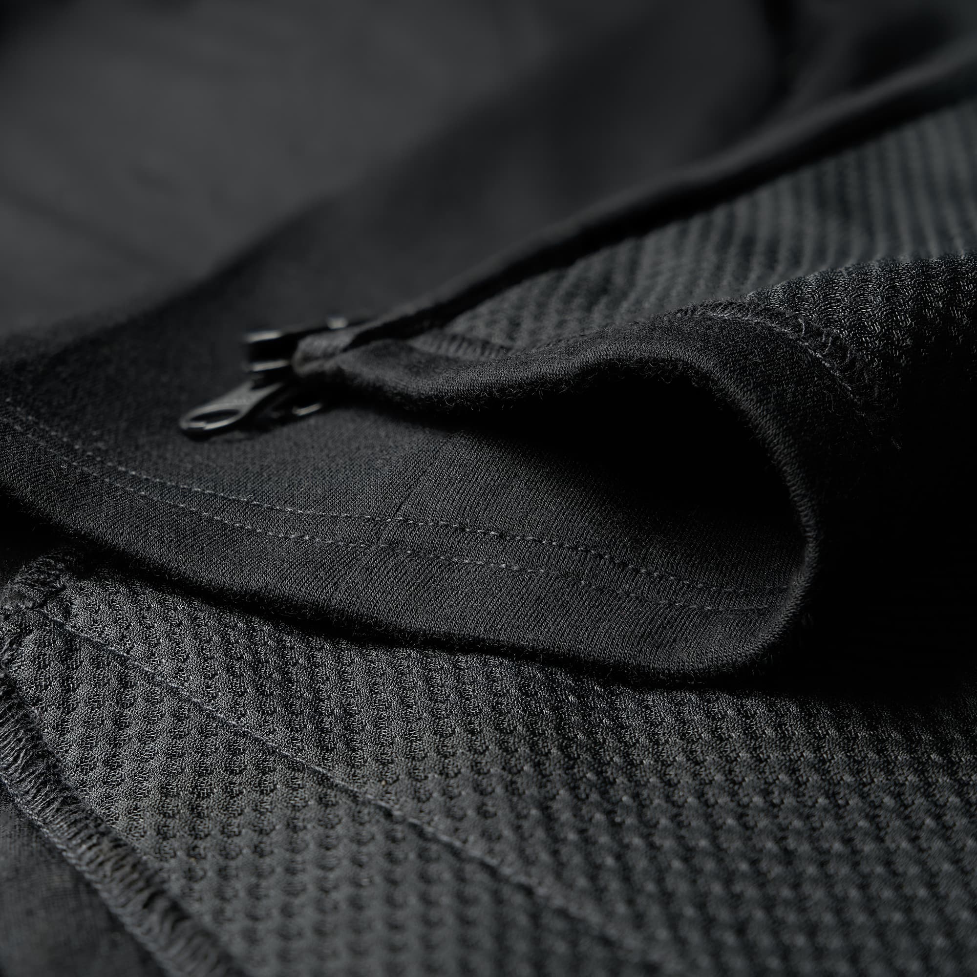 chrome-industries-men-s-merino-cobra-3-0-hoodie image 6