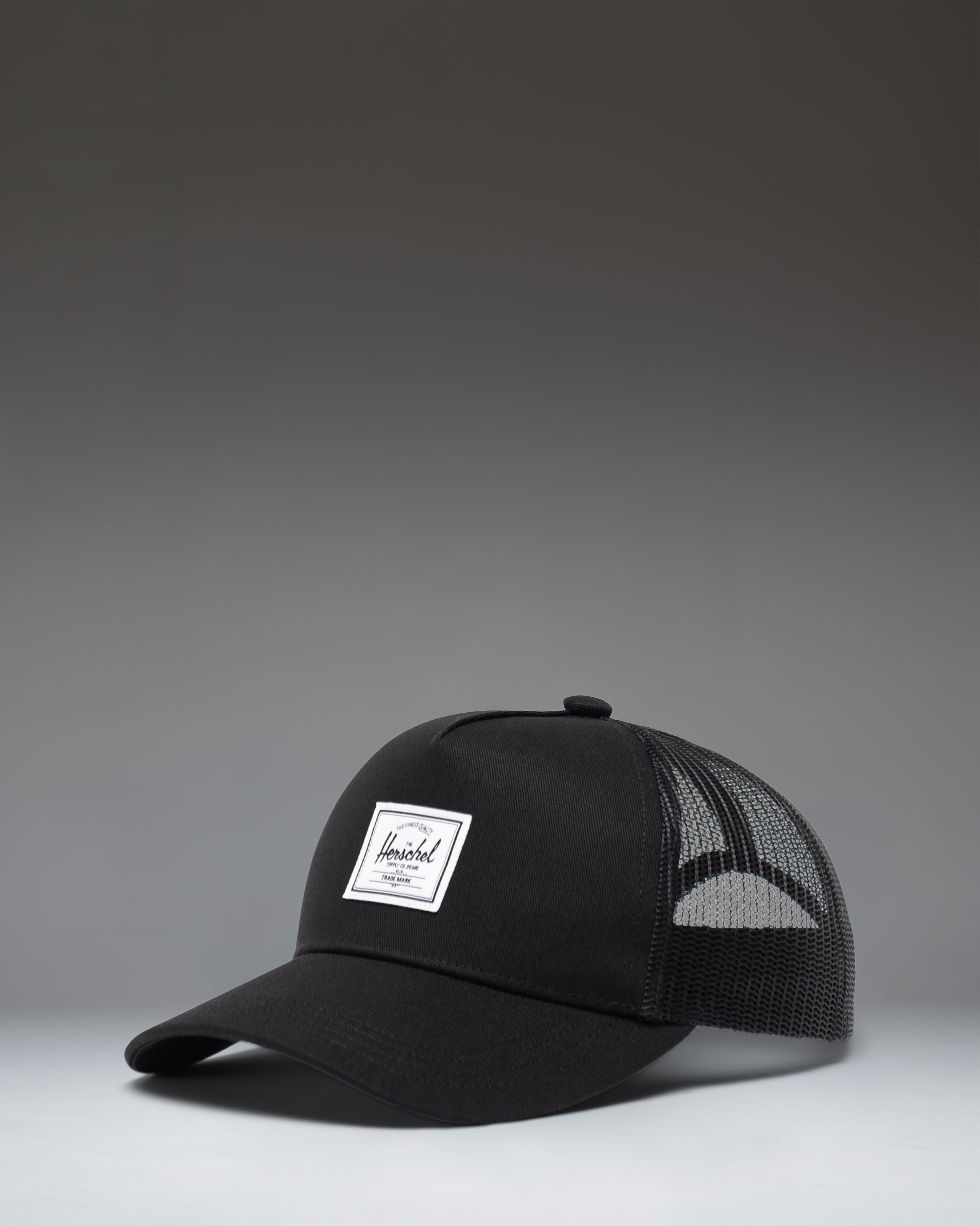 herschel-supply-whaler-cotton-mesh-kids-cap-adjustable-baseball-cap image 1