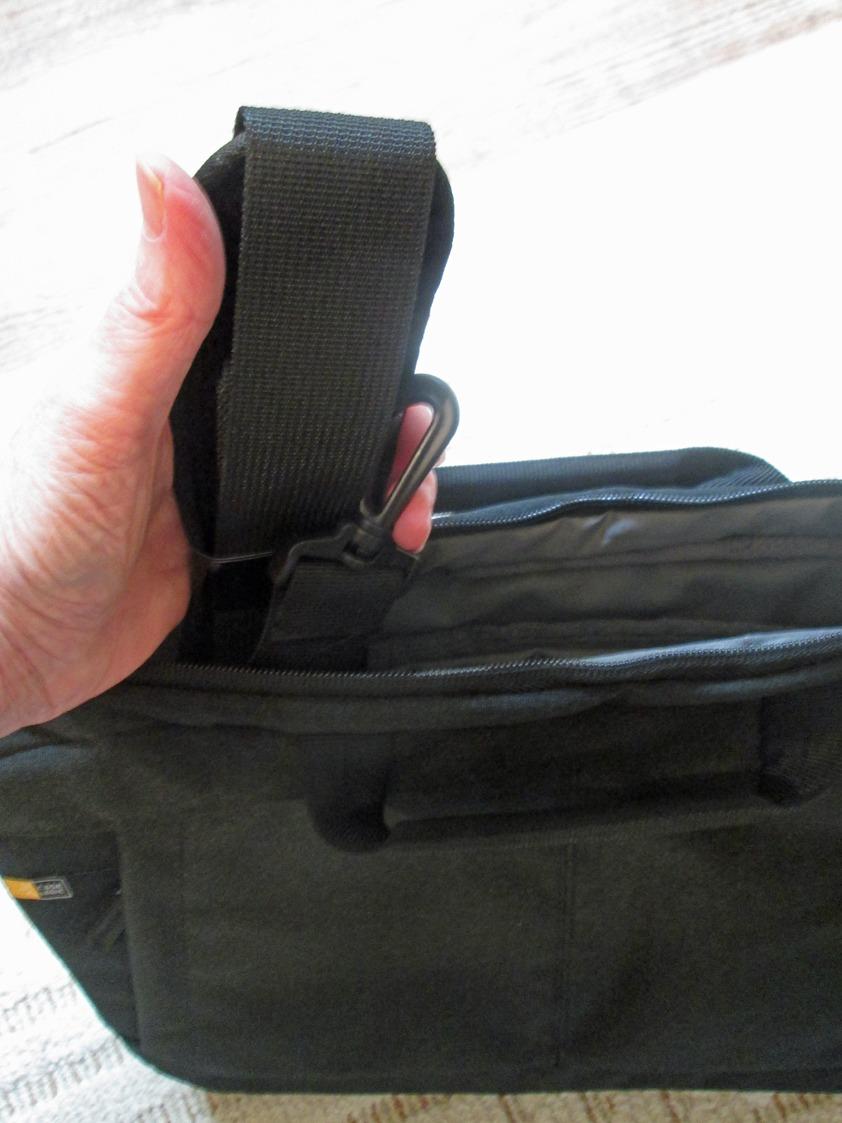 Good bag, but strap could be longer