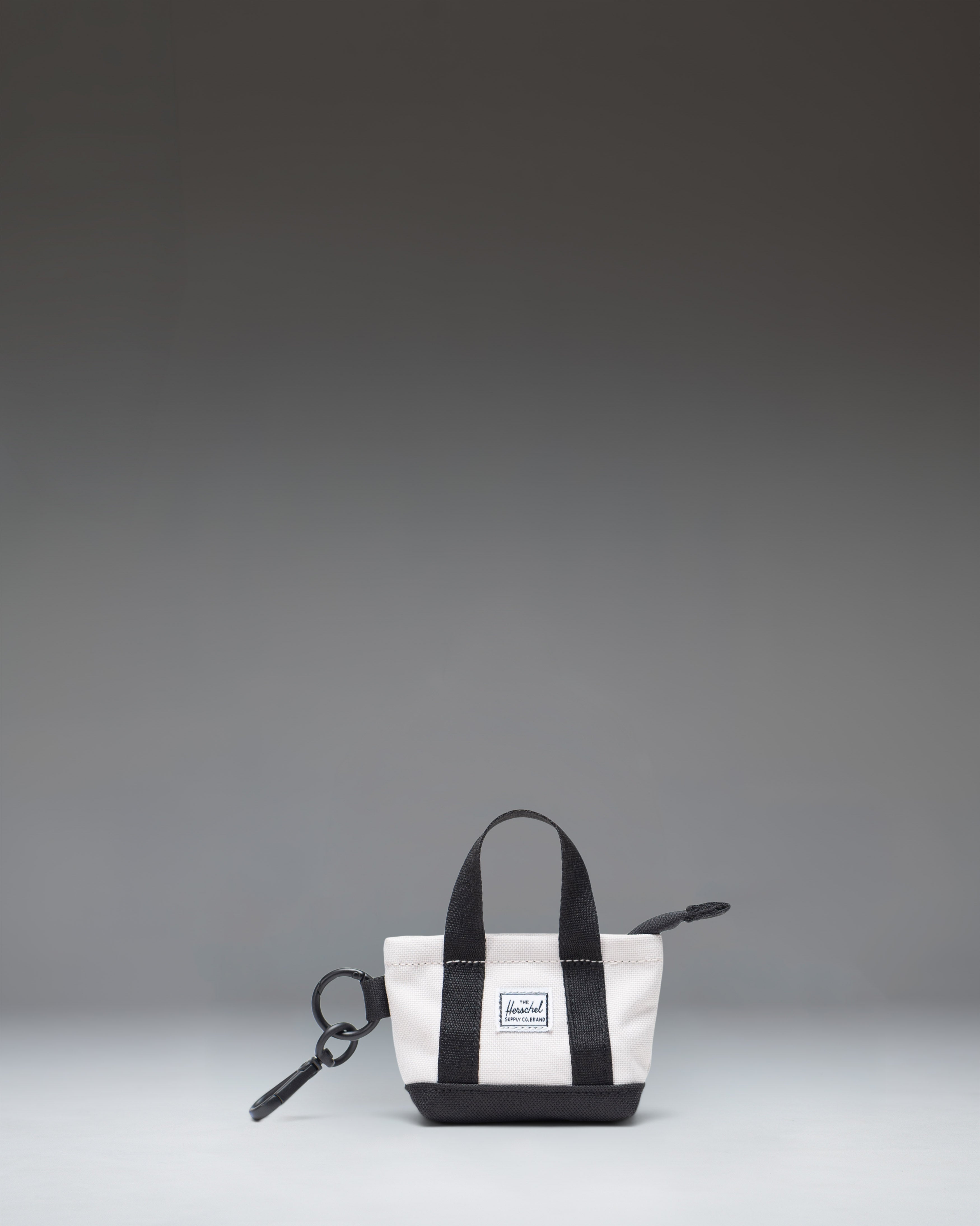 herschel-supply-heritage-tote-bag-charm-mini-tote-keychain image 4