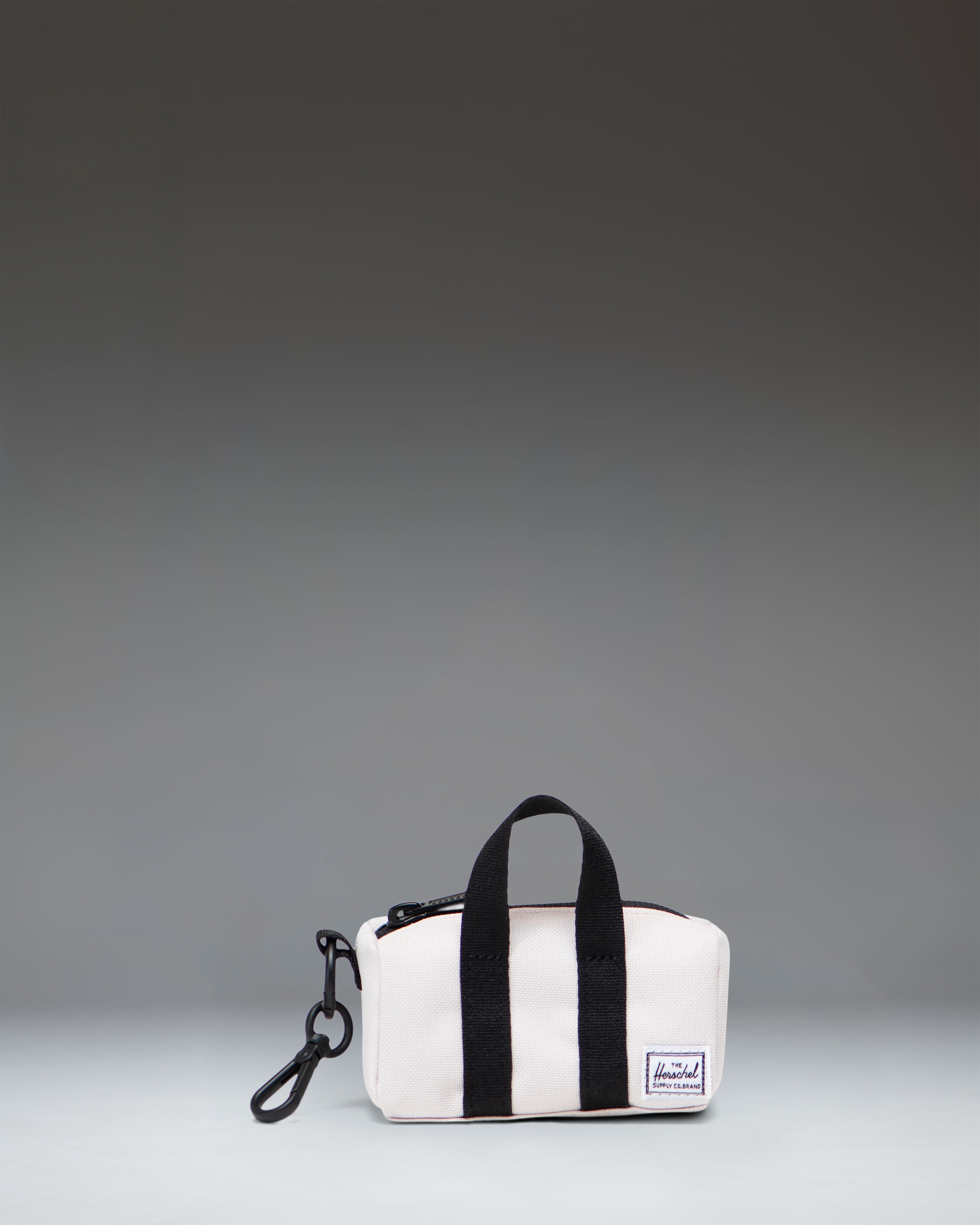 herschel-supply-herschel-novel-duffle-bag-charm image 4