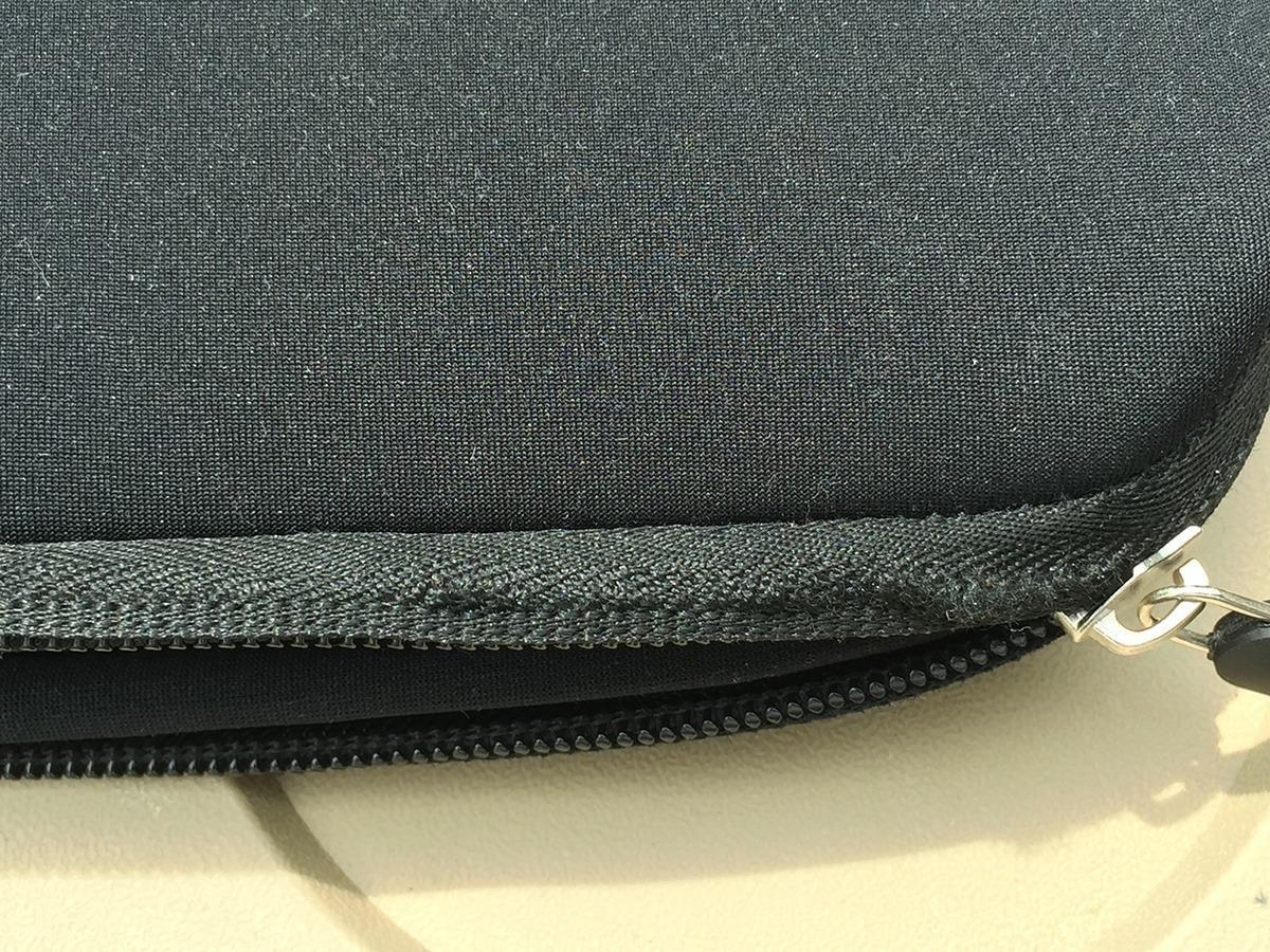 Good sleeve, but zipper catches