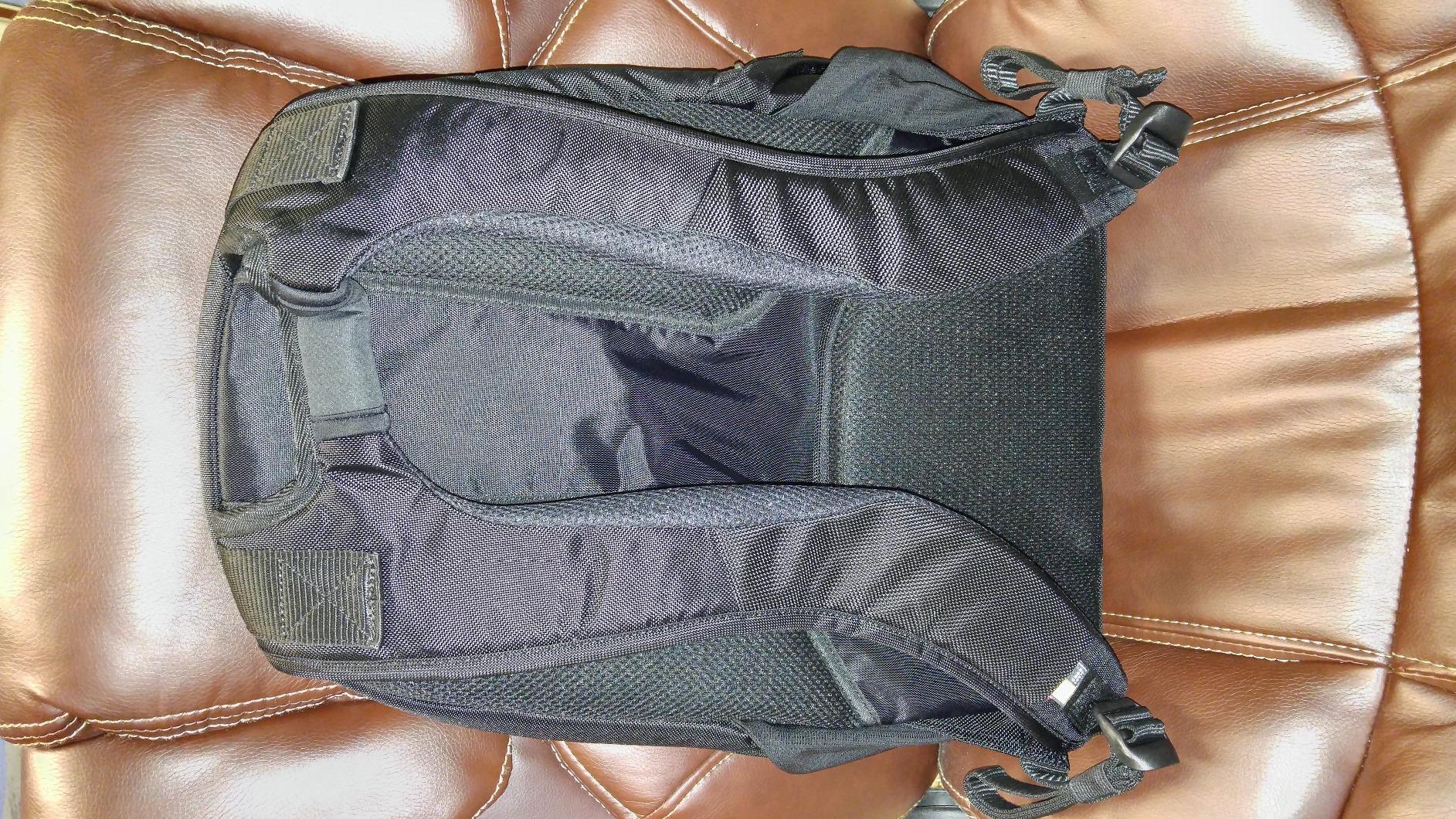 Nice bag, but no side pocket