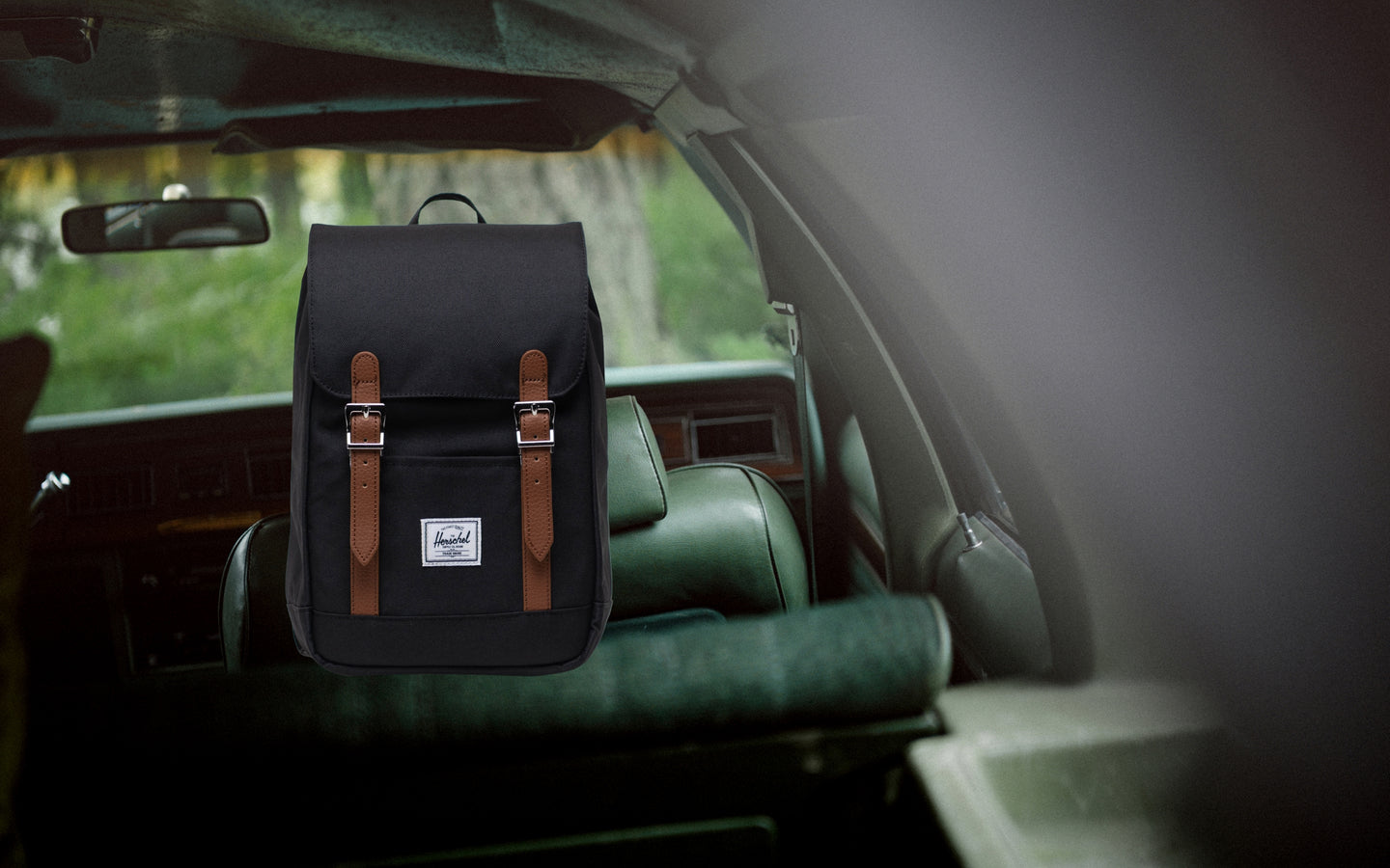 herschel-retreat-backpack-mini-small-daypack image 2