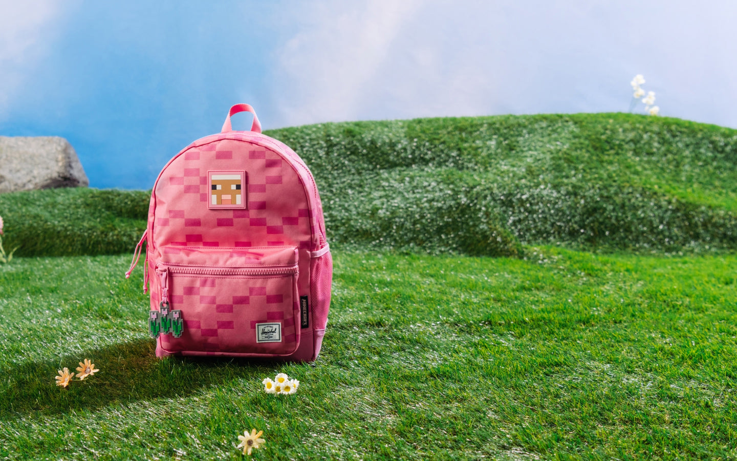 herschel-supply-minecraft-heritage-kids-backpack image 3