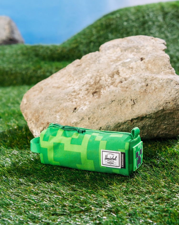 herschel-supply-minecraft-settlement-pencil-case-little-herschel image 3