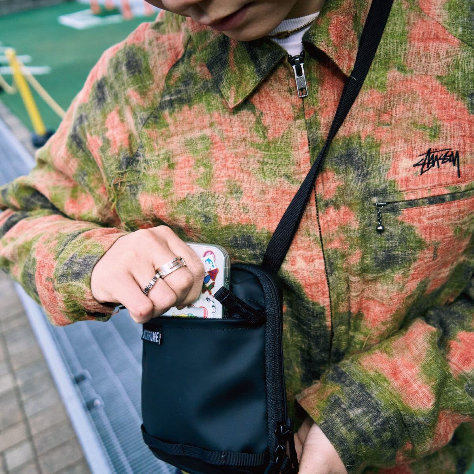 chrome-industries-pac-pouch-2l image 8