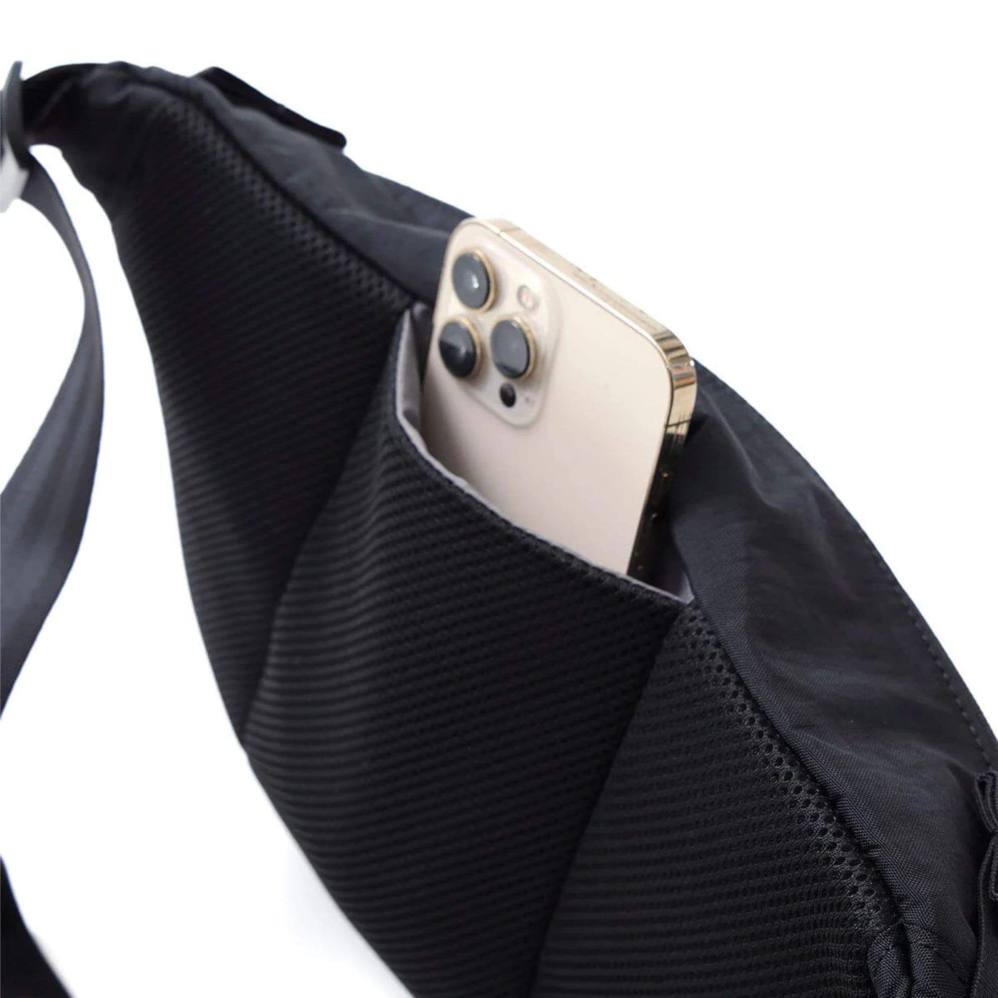 chrome-industries-bot-flap-5l-sling image 6
